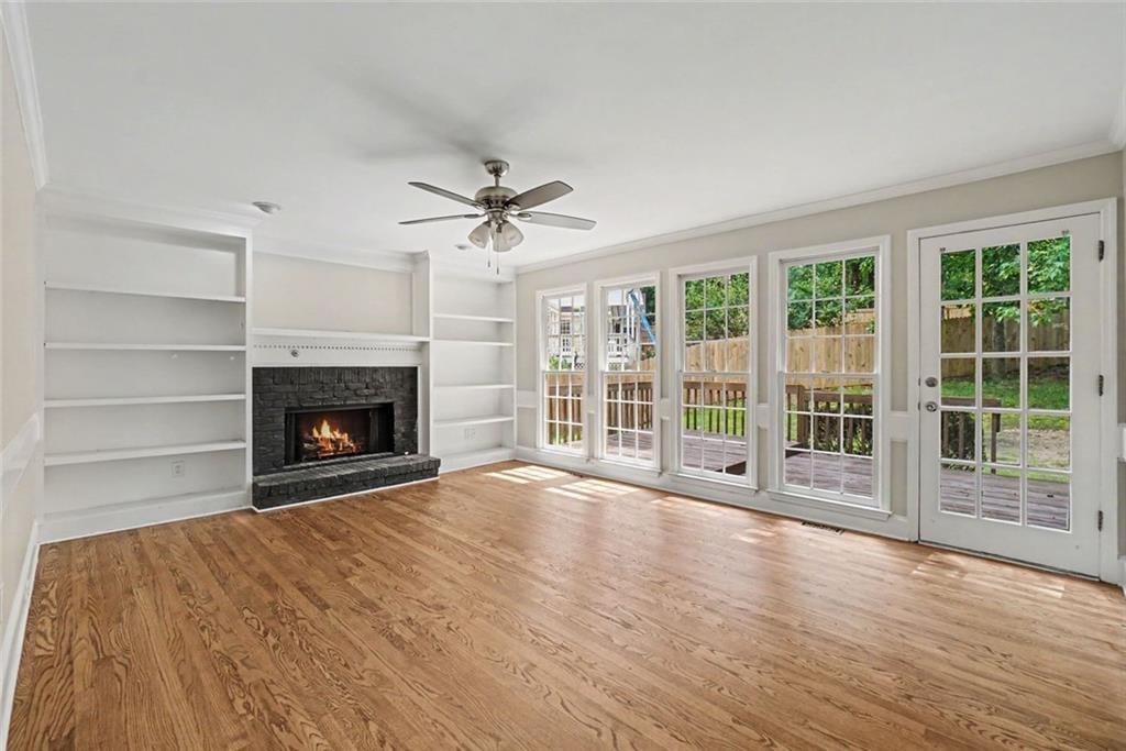 5796 Brookstone View Property Photo 4