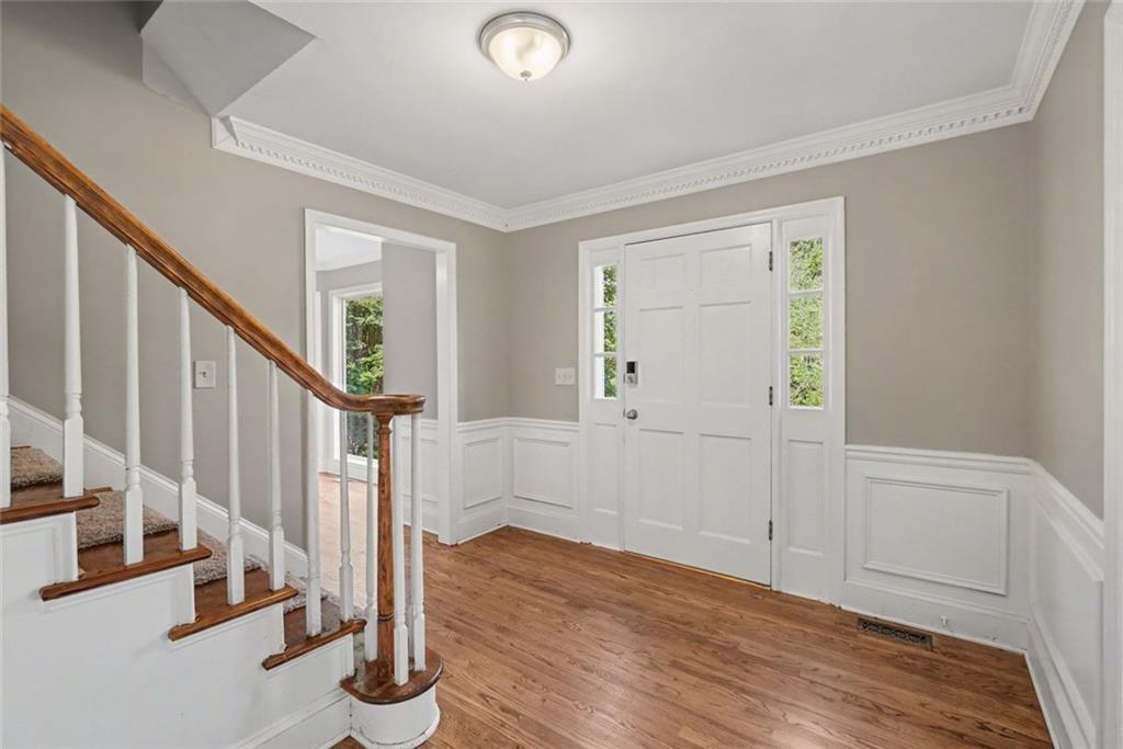 5796 Brookstone View Property Photo 7