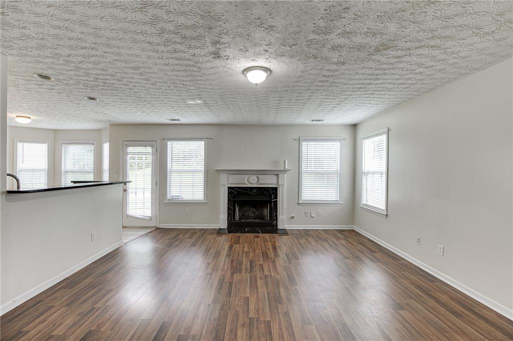 2054 Pierce Way Property Photo 12