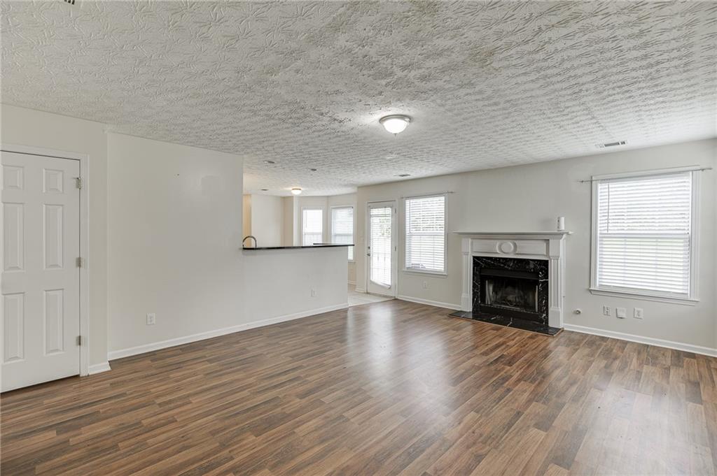 2054 Pierce Way Property Photo 13