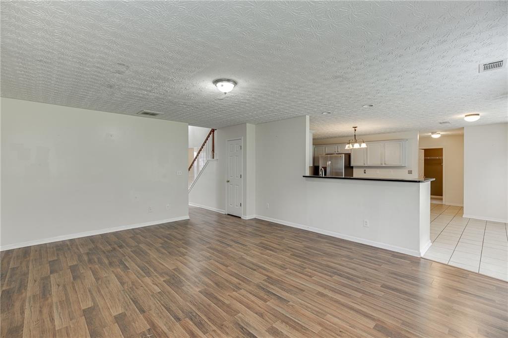 2054 Pierce Way Property Photo 14
