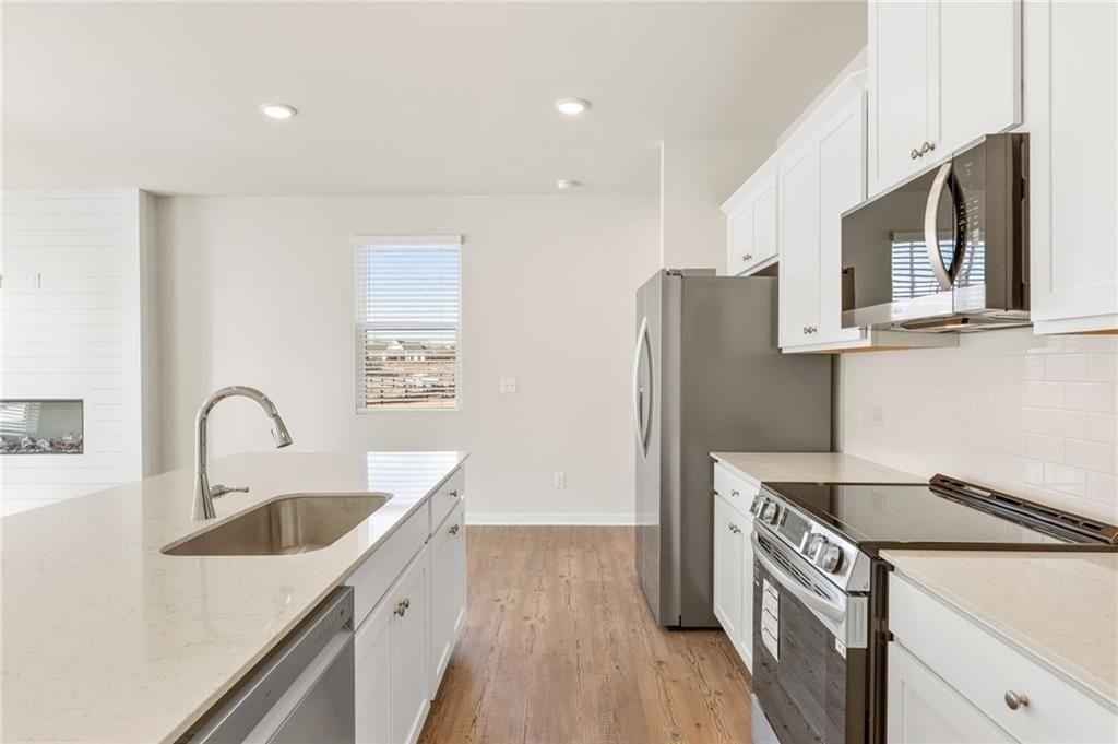 2064 Underwood Drive Unit 24 Property Photo 7
