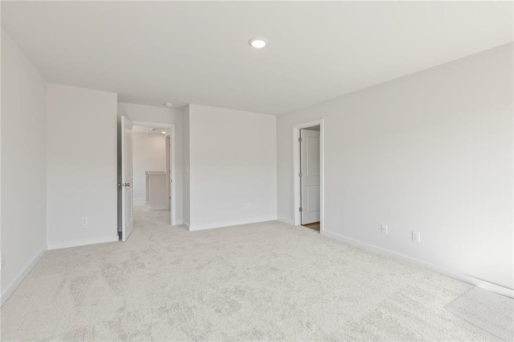 2064 Underwood Drive Unit 24 Property Photo 13