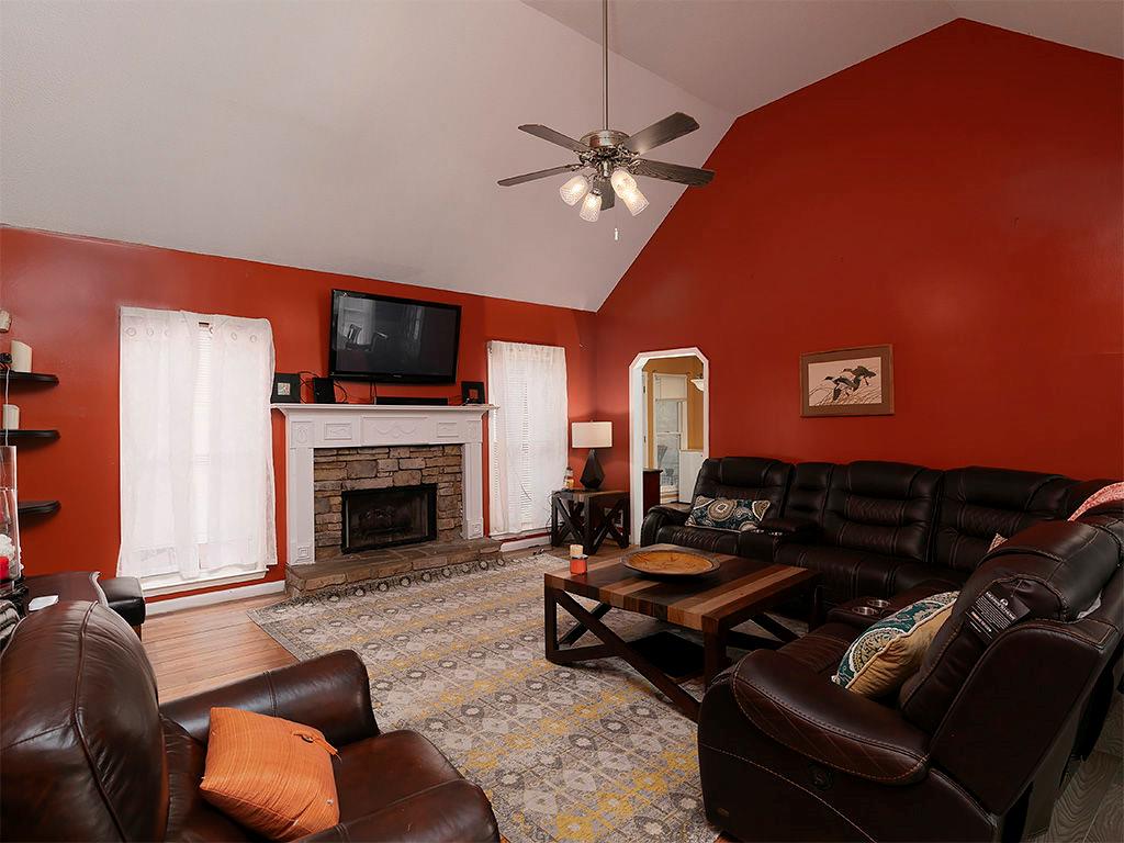 726 Morningside Drive Property Photo 5
