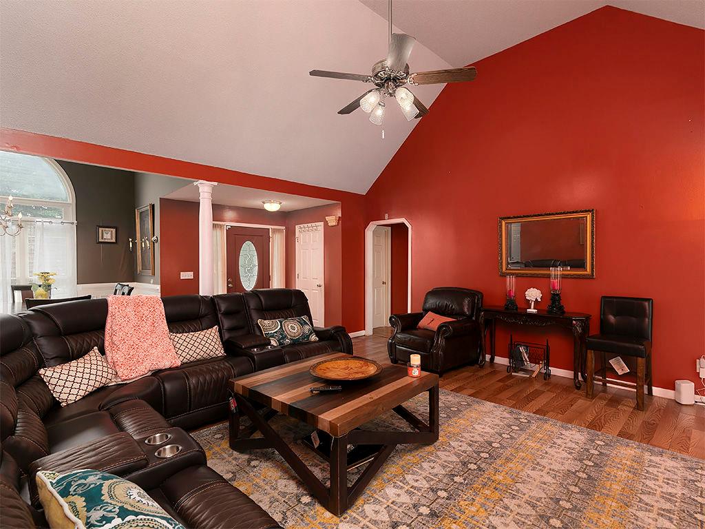 726 Morningside Drive Property Photo 7