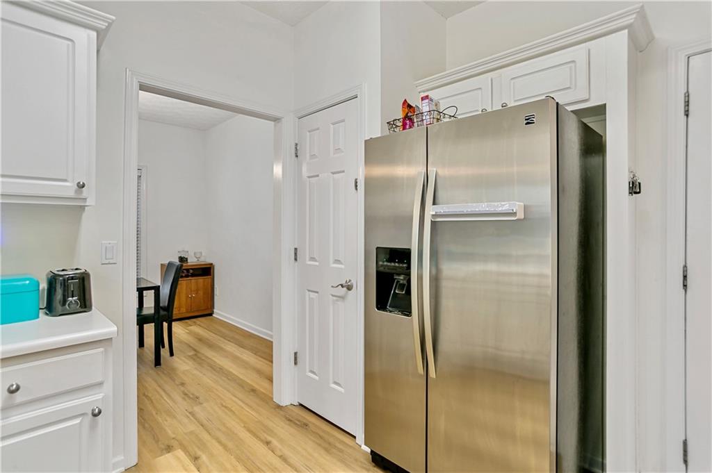 4026 Mcdowell Drive Property Photo 9