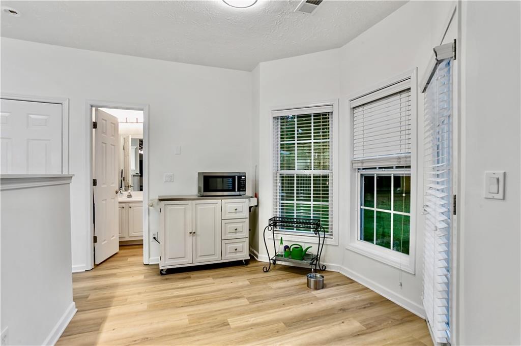 4026 Mcdowell Drive Property Photo 12
