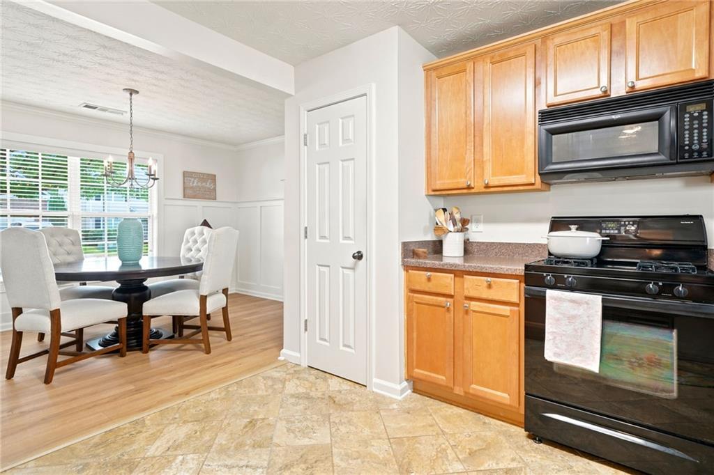 312 Woodland Pass Property Photo 16
