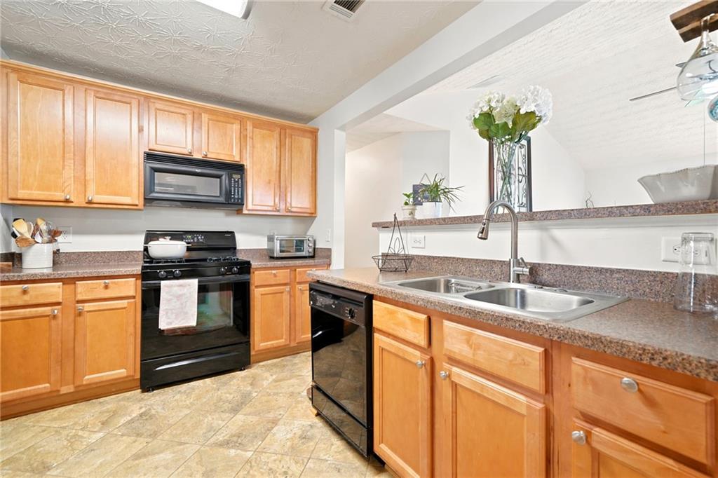 312 Woodland Pass Property Photo 18
