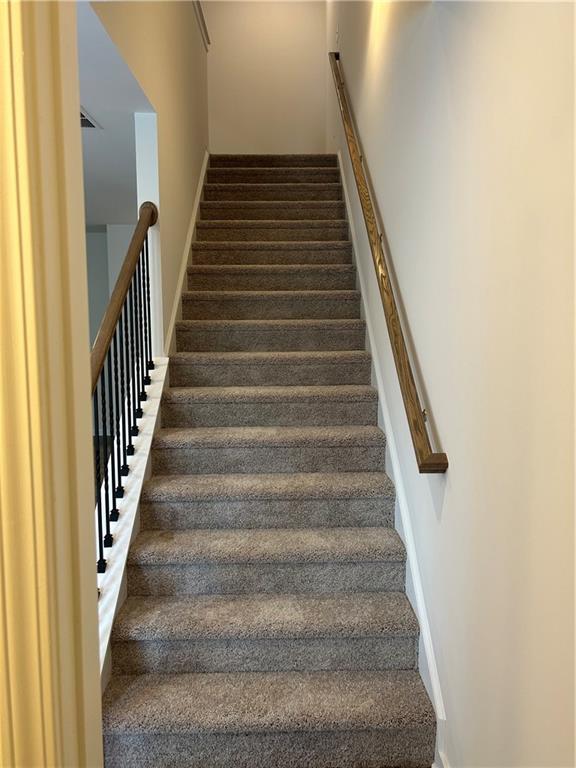 1016 Stiles Circle Property Photo 8