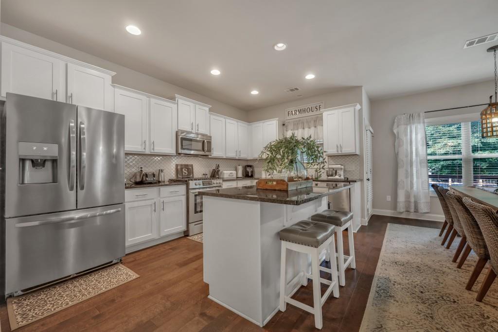 351 H D Atha Road Property Photo 17