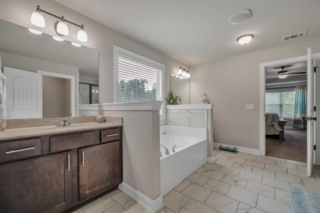 351 H D Atha Road Property Photo 22