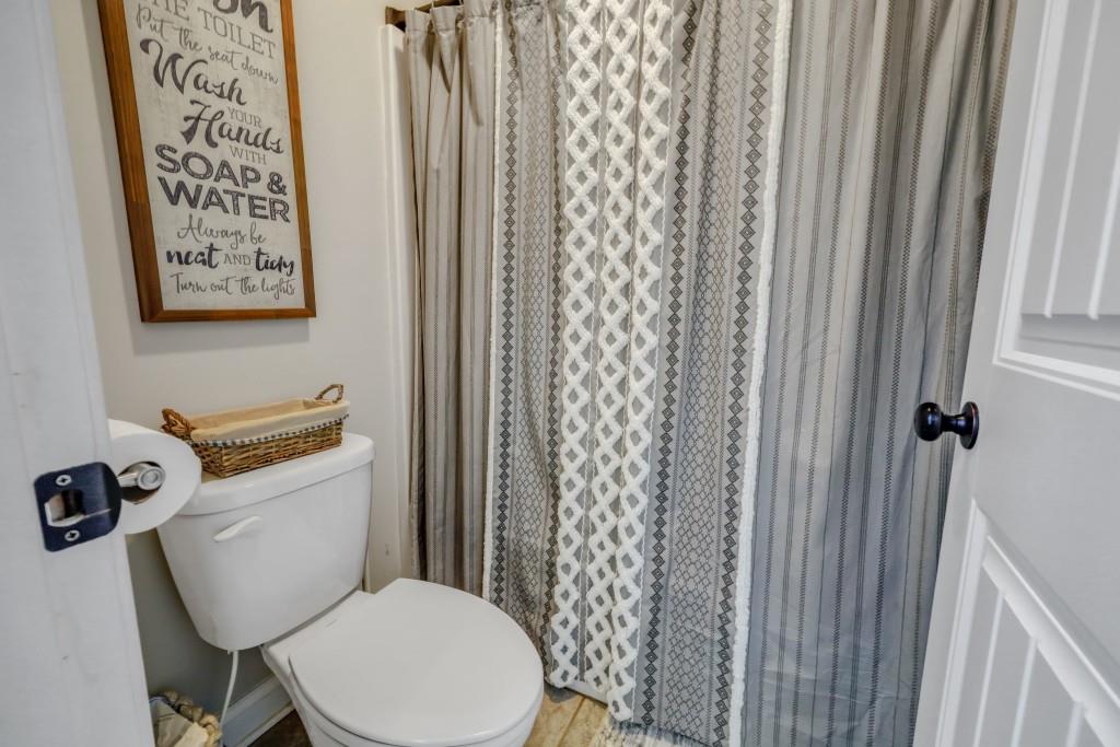 351 H D Atha Road Property Photo 34