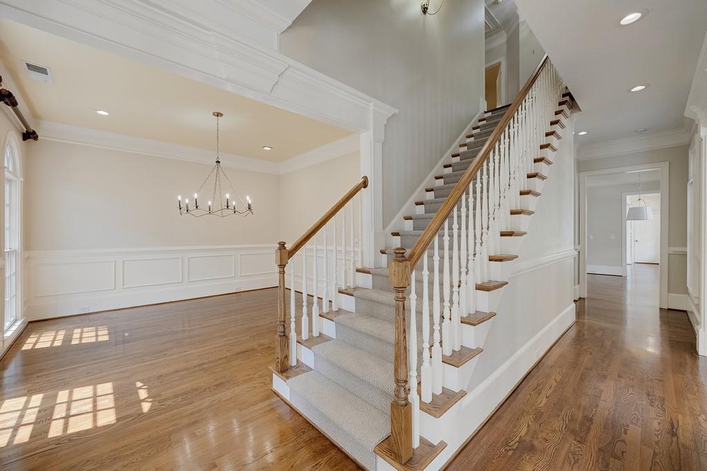 3014 Greendale Drive Nw Property Photo 4