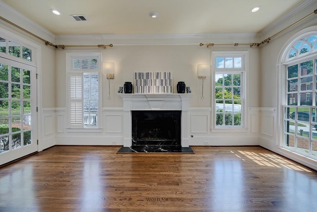 3014 Greendale Drive Nw Property Photo 6