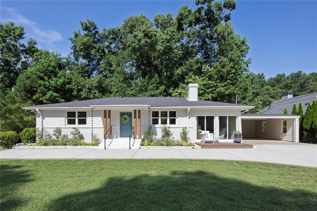 401 Cottonwood Drive Property Photo 1