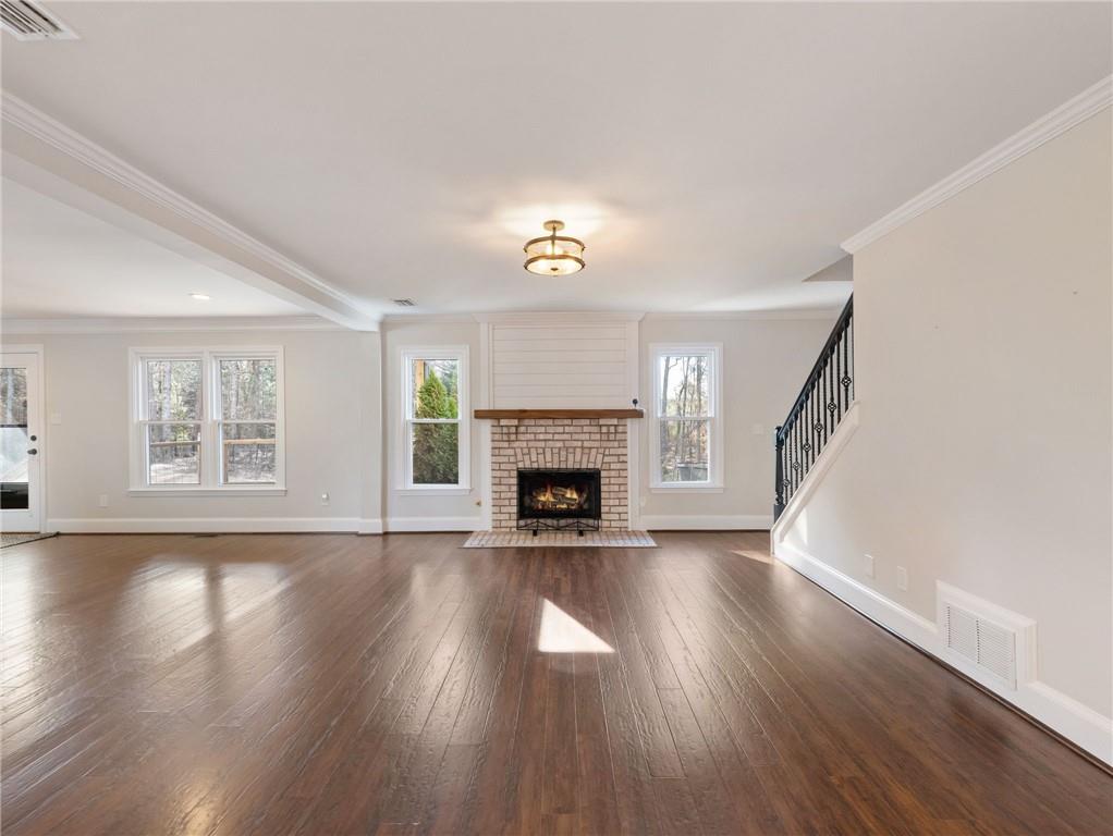 3965 Hamilton View Way Property Photo 13