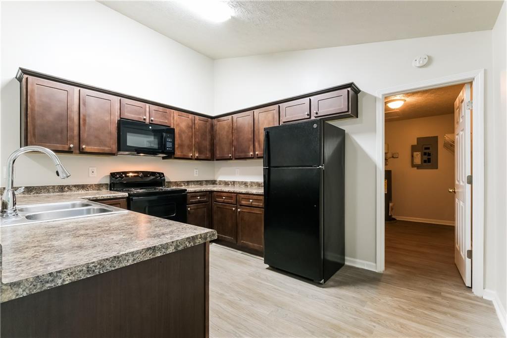 3140 Alenes Drive Property Photo 7