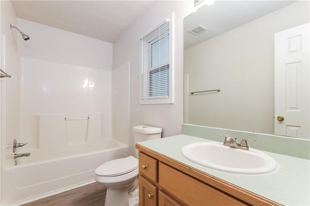 3140 Alenes Drive Property Photo 10