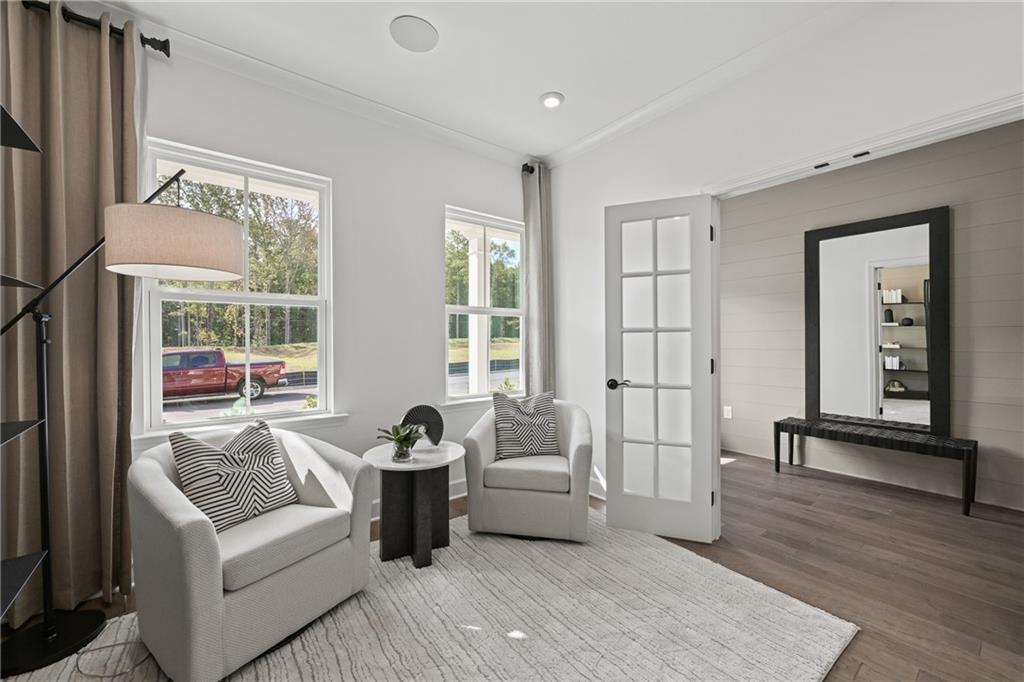 472 Dahlia Street Property Photo 3