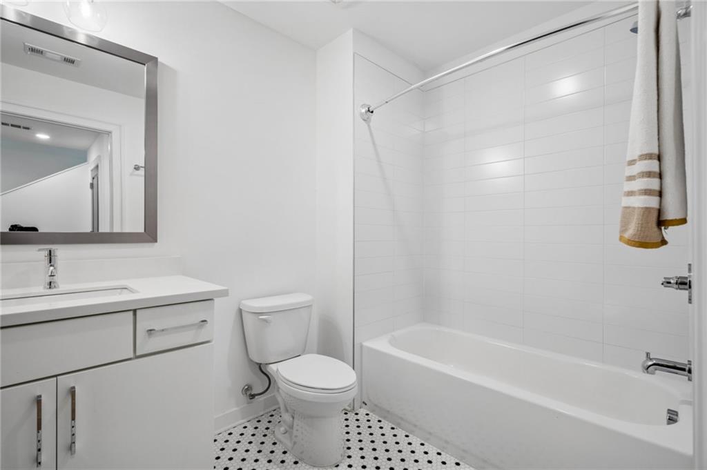 403 Pratt Drive Se Unit 1001 Property Photo 24