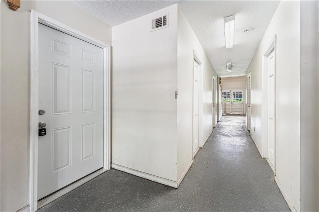 3028 Parc Lorraine Property Photo 3