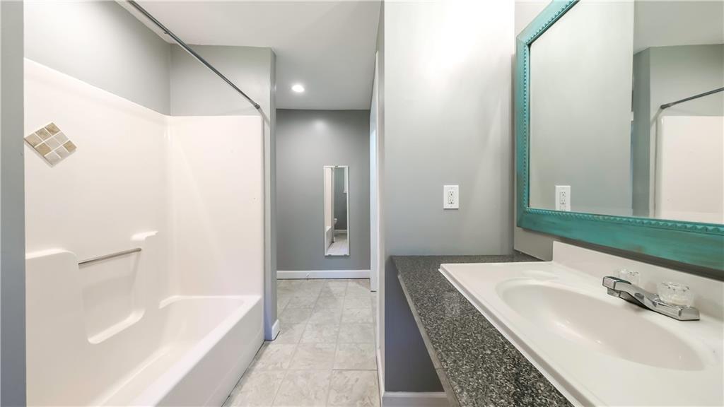 2986 Hilltop Dr Property Photo 27
