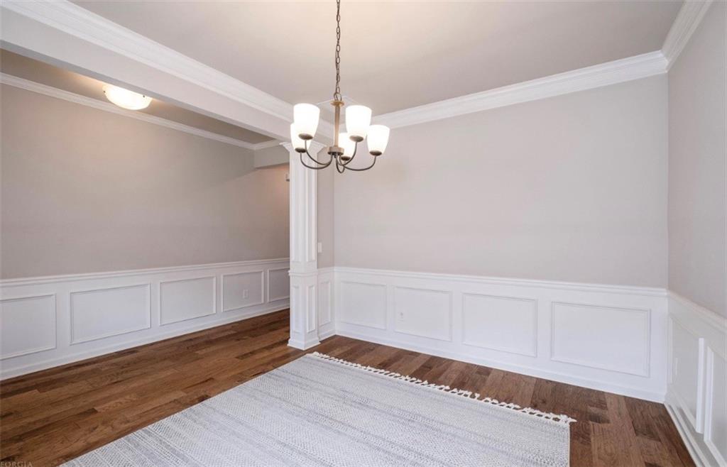 225 Evergreen Way