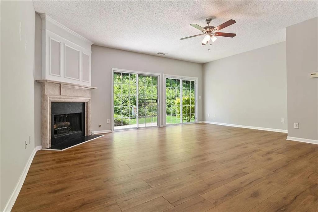 9155 Nesbit Ferry Road Unit 47 Property Photo 2