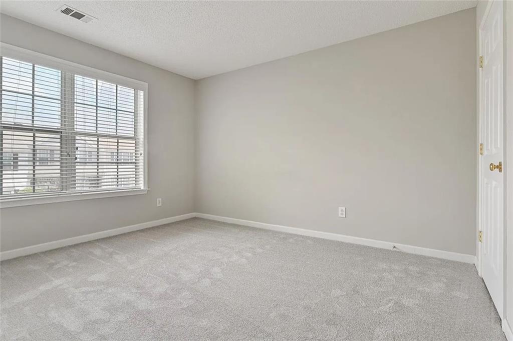 9155 Nesbit Ferry Road Unit 47 Property Photo 8