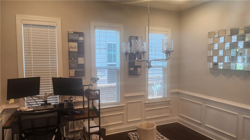 561 Onyx Landing Property Photo 8