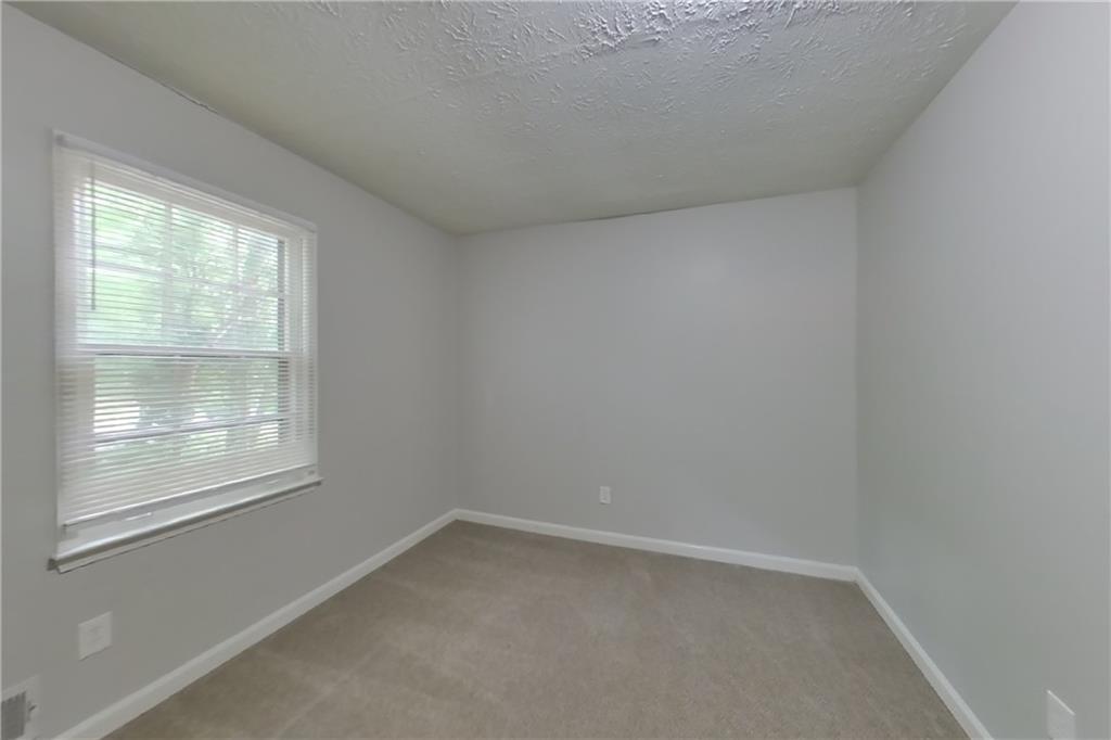 7801838 Property Photo 8