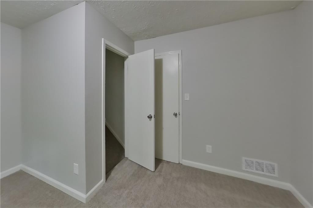 7801838 Property Photo 9