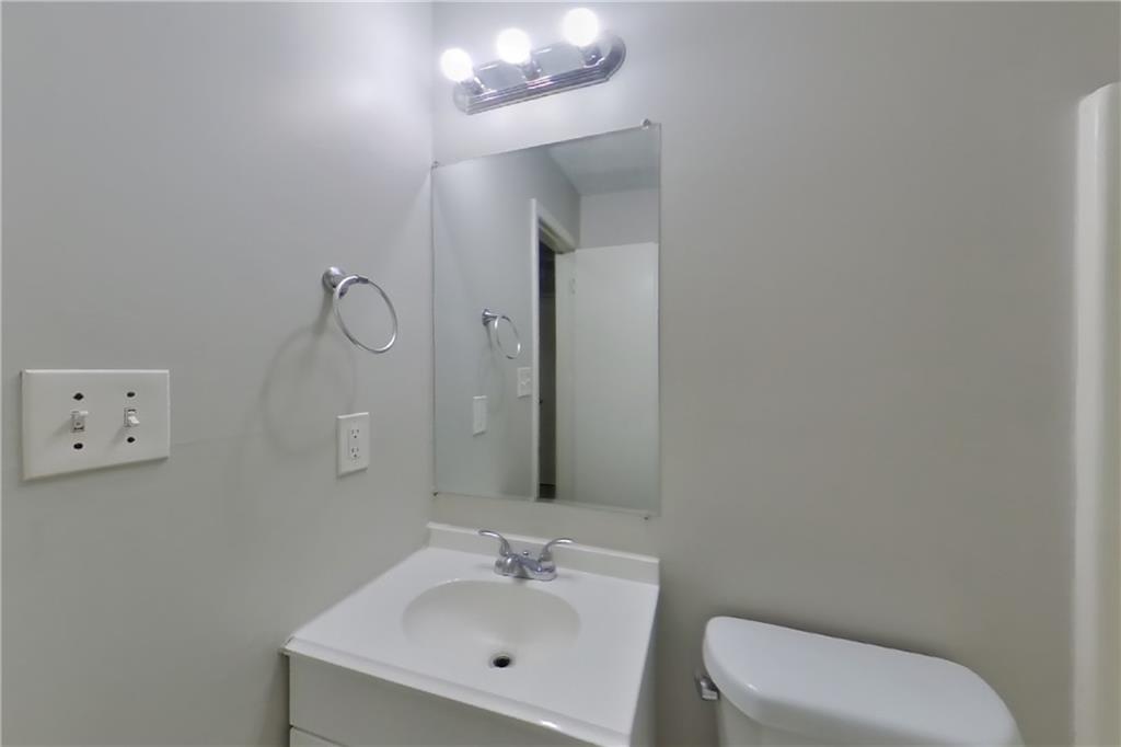 7801838 Property Photo 12
