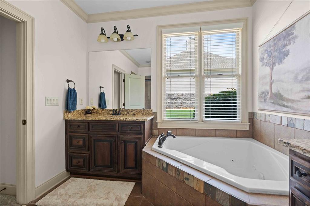 2469 St Martin Way Property Photo 32