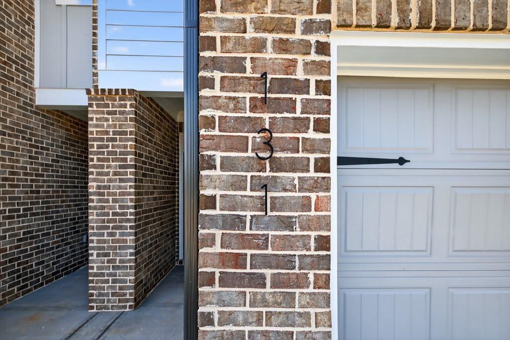 145 Windsor Park Court Property Photo 3