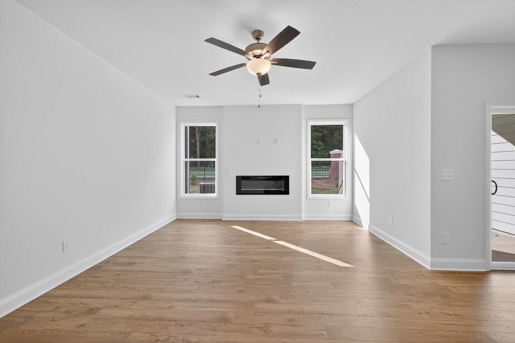 145 Windsor Park Court Property Photo 6