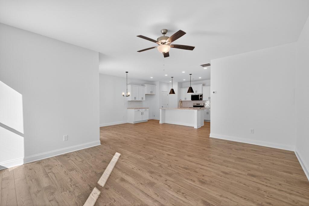 145 Windsor Park Court Property Photo 8