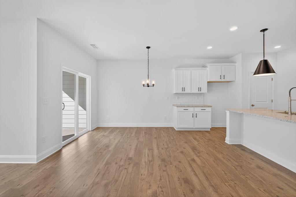145 Windsor Park Court Property Photo 10