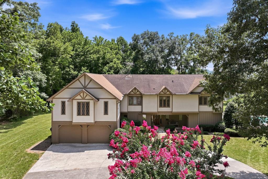 3421 Chestatee Road Property Photo 4