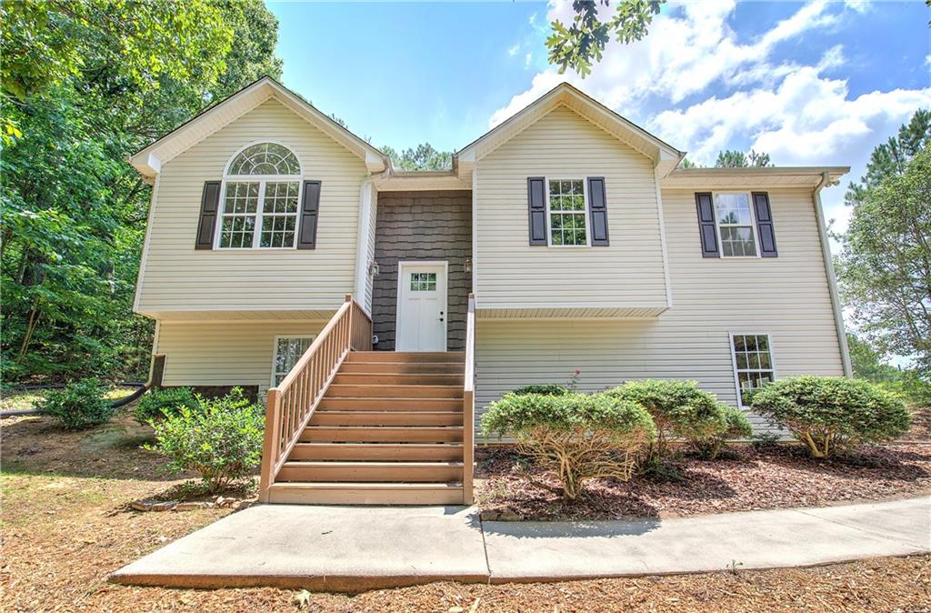 290 Whispering Waters Drive Property Photo 1