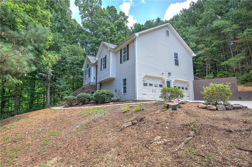 290 Whispering Waters Drive Property Photo 5