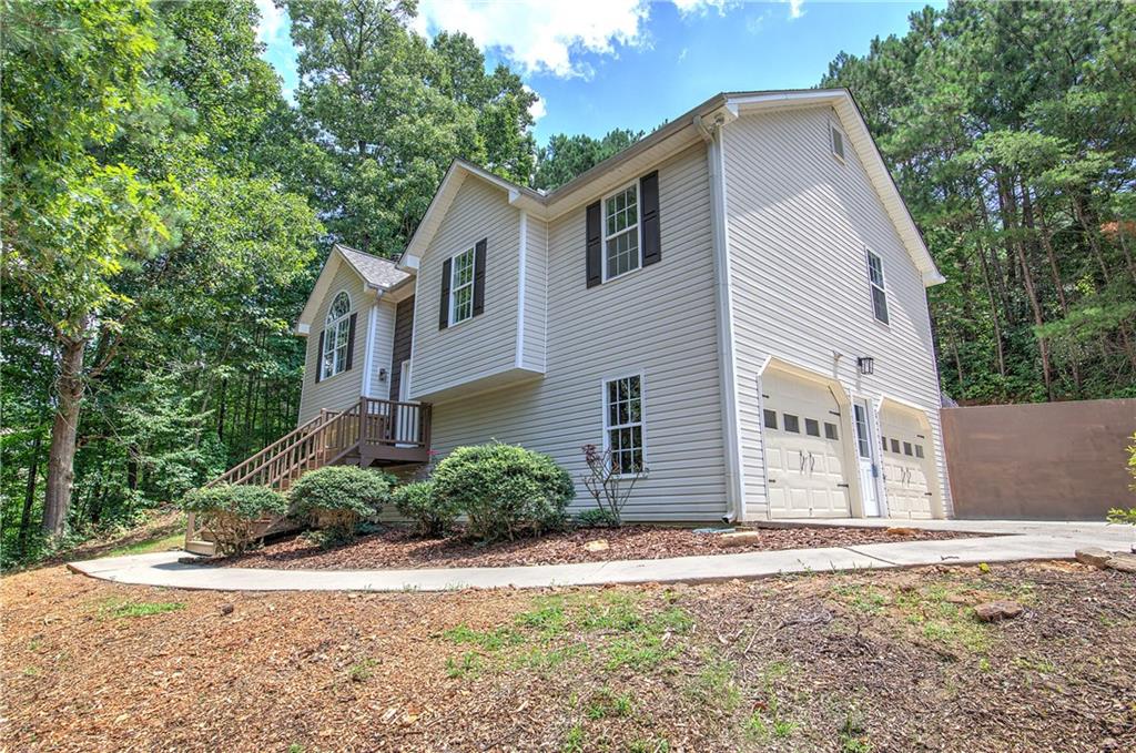 290 Whispering Waters Drive Property Photo 6