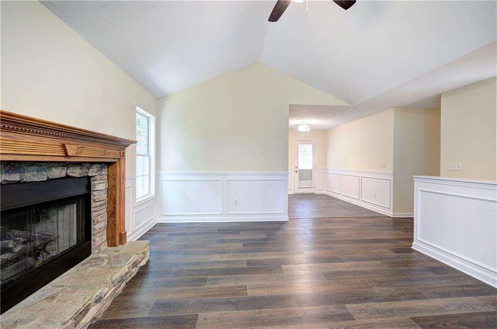 290 Whispering Waters Drive Property Photo 14