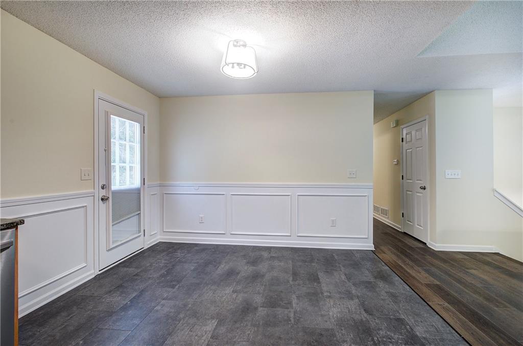 290 Whispering Waters Drive Property Photo 20