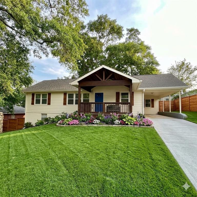 2260 Carver Drive Nw Property Photo 1