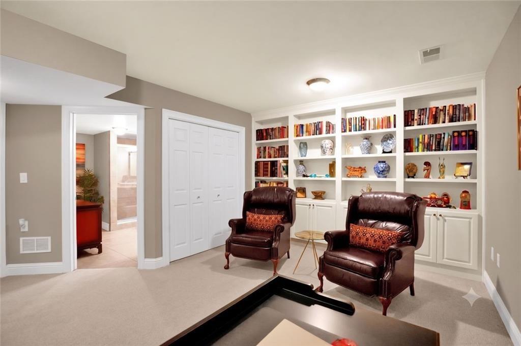 5464 Glenridge View Ne Property Photo 13