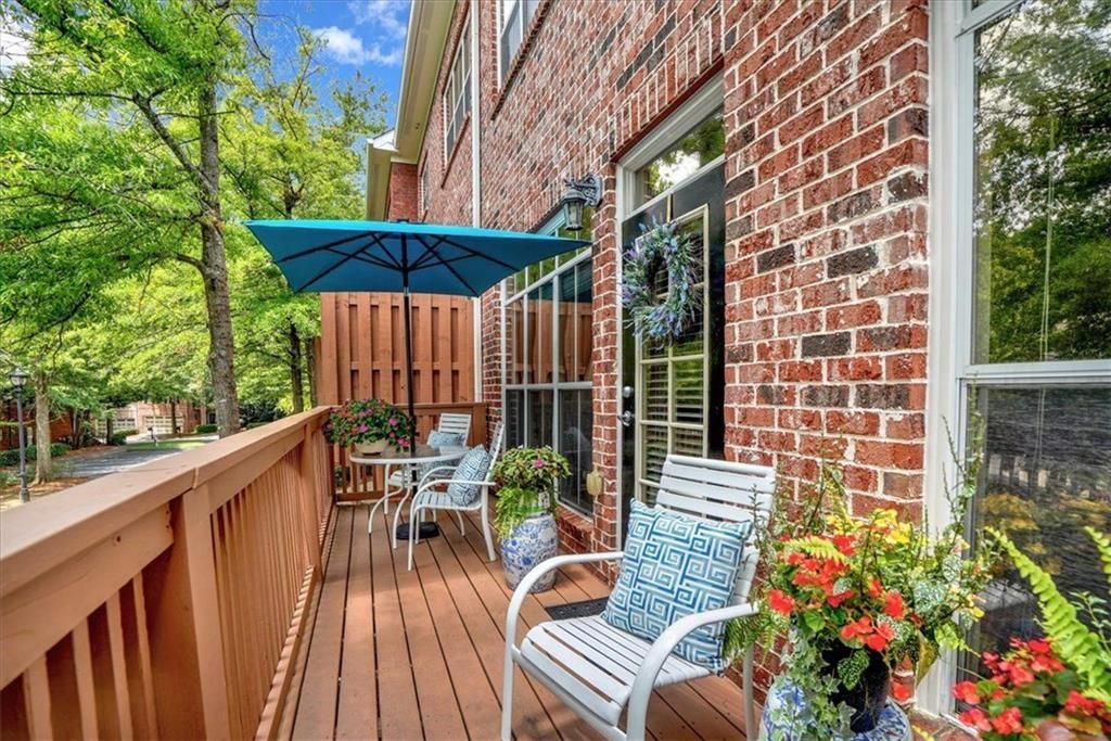 5464 Glenridge View Ne Property Photo 20