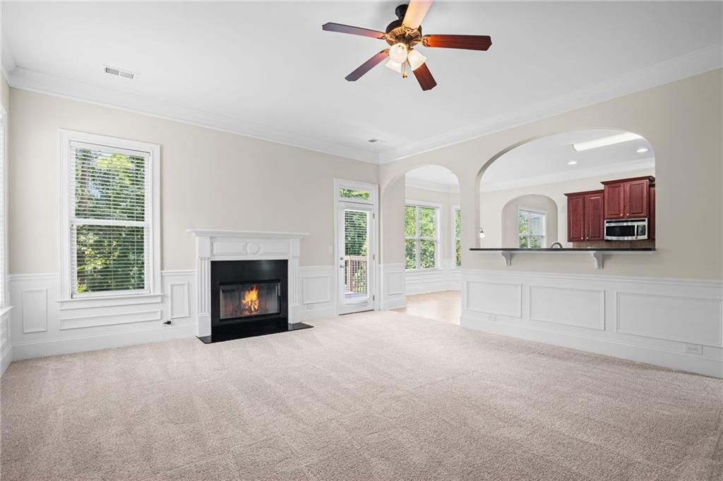 105 Shaw Lane Property Photo 8