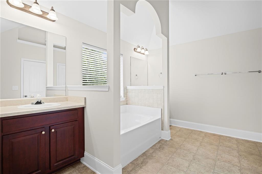 105 Shaw Lane Property Photo 16